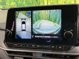 【アラウンドビューモニター】専用のカメラにより、上から見下ろしたような視点で360度クルマの周囲を確認することができます☆死角部分も確認しやすく、狭い場所での切り返しや駐車もスムーズに行えます。