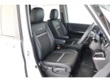 ■車内クリーニング■専門スタッフが見えないところまで徹底洗浄!車内のニオイもリフレッシュ!目に見えないところまで美しくがモットーです。だから、当店の中古車は内装にも自信があります!