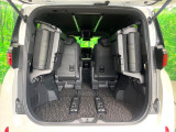 普段のお買い物や通勤、送迎等に十分な荷室スペースを確保しております。セカンドシートを倒すと、大きな荷物の積載も可能です♪