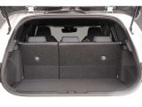 【トランク】 トランクルームはこんなに広々です。大きめの荷物も簡単に積めます。