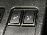 【シートヒーター】寒い日に重宝するシートヒーター!エアコンより早く温まってくれるので寒がりの人も安心ですね♪エアコンの温風は乾燥するから苦手、という方にもをおすすめです。