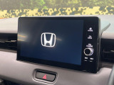 【メーカー純正ナビ】インテリアに溶け込むスタイリッシュな「専用設計」メーカーナビを装備♪視認性や操作性など基本性能にも優れ、より上質なカーライフをお楽しみいただけます。