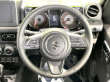 【純正革巻きステアリング】上質な革を使用することで、手にしっかり馴染みとても運転しやすいハンドルです♪
