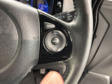 クルーズコントロールを装備しています。高速道路などで一定の速度で走ってくれるので運転が楽ですよ!速度を設定できますので、スピードの出しすぎにも注意できます。