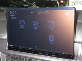 ナビゲーションは純正11.4インチコネクトナビ(LXM-237VFLi)を装着しております。AM、FM、CD、DVD再生、Bluetooth、音楽録音再生、フルセグTVがご使用いただけます。