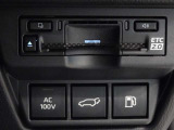 非常時やキャンプなどに役立つAC100Vコンセント付きです。ETCも装備してます。