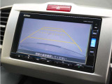 ◆バックカメラ◆リバースにするだけで映ります、後方の安全確認や、狭い駐車場での車庫入れ、雨の日や夜間など視界の悪い時に便利です!安全にバックする為には欠かせない装備です。