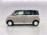 流れるようなボディラインが魅力的で乗降りしやすい車両です