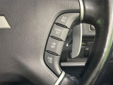 【クルーズコントロール】高速道路もラクラク走行。アクセルを離しても一定速度で走行ができ、長距離運転時の負担を軽減!加速・減速も簡単なスイッチ操作で調整できます。