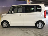 エンジンルーム、室内、クリーニング済みです。厳選したお車を屋内展示場にて展示中☆車両品質には自信がございます!ぜひ一度ご来店ください!!