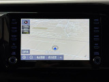 【純正8インチナビ】人気の8インチナビ(純正)を装備。マップ表示も見やすく、操作性も◎。Apple CarPlay、AndroidAutoにも対応。