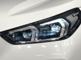 ●LEDヘッドライト:夜間走行時も良好な視界を確保し安心して運転できる高輝度LEDヘッドライトを装備!点灯速度が早く、消費電力も抑えられています。