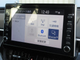 ナビゲーションはトヨタ純正メモリーナビを装着しております。AM、FM、Bluetoothがご使用いただけます。初めて訪れた場所でも安心ですね!