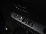 社外SDナビ・フルセグ・Bカメラ・Bluetooth・ETC・プッシュスタート・シートヒーター・オートエアコン・ベンチシート・走行67,780km