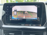 リアビューカメラを装備、狭い駐車場も安心です。