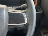 ステアリングスイッチ右側 D assist切替ステアリングスイッチ。 前方から目を離すことなく操作できます!