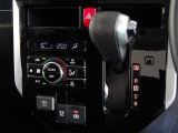 電動パーキングブレーキ・ブレーキホールドを装備してます。ホールド機能は信号待ちが多い一般道で疲労軽減になり、大好評です!