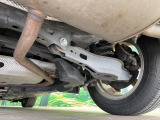 お車を安心してお乗りいただく為には、足回りの定期点検が欠かせません。サービスサポート(有償保証)では無料点検もご提供しており、安心のカーライフをお過ごしいただけるサポート体制が整っています。