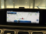 バックカメラにより駐車時の後方確認も楽にできます。お問い合わせは042-338-1133にご連絡下さい。