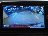バックガイドモニター装備!ガイド線が目安になり駐車が苦手な方でも安心です!
