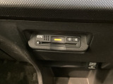 いまや快適なカーライフに欠かせないETCが付いています。