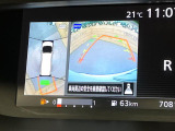 【アラウンドビューモニター】専用のカメラにより、上から見下ろしたような視点で360度クルマの周囲を確認することができます☆死角部分も確認しやすく、狭い場所での切り返しや駐車もスムーズに行えます。