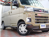 入庫時・販売時・納車前に、弊社基準の68項目に及ぶ点検整備を実施しております。