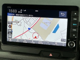 ホンダ純正9インチインターナビは使い勝手が良く画面がとっても大きくて見やすいですよ〜(^^♪