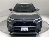 「フロントマスク」です。車の印象を決めるのは【顔】。この車の顔つきは、きっとあなたにピッタリ!?