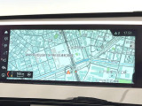 ●純正ナビ:一体感のあるナビは、高級感ある車内を演出してくれます。オーディオ機能も充実しておりますので、運転もより楽しめます♪