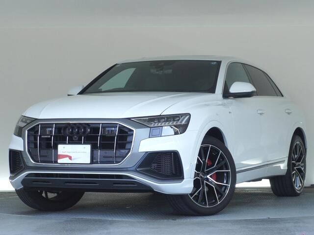 Q8 55 TFSI クワトロ 4WD 
