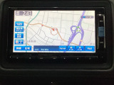 ナビゲーションはフルセグTV対応のGathers純正メモリーナビを搭載しています。Bluetoothオーディオ機能がありますので、スマートフォンなどの音楽も再生できます。