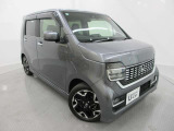 自動車保険もお任せくださいHonda自動車保険安心プランと長期プランでより一層安心をプラスしてご案内します。