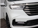 【車屋】として、長く車業界に従事した経験豊富なスタッフが在籍しております。
