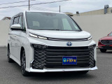 ボディ上面に雹による凹みが有ります  ルーフに多くありますが背が高い車なので目立ちにくくそれほど気になりません その分お買い得になってます