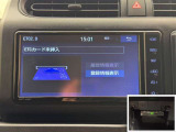 ナビ連動ETC付きです。高速道路料金所での小銭の出し入れや雨天時における窓の開け閉めなどの煩わしさが解消できます。料金所の通過もスムーズで快適ですよ。☆使用履歴表示や音声案内もしてくれます☆