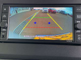バックモニター付きで、夜道の車庫入れも安心してできます。