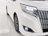 フォグランプ装着車です。暗い夜道の車両前方を明るく照らします