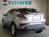 低燃費で環境にもやさしいハイブリッド車です。