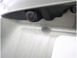 バックカメラが付いているので後方確認が非常にしやすいです。今や運転初心者も熟練者も必須装備!ついていて損はないですね♪