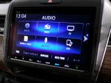 CD、DVD、Bluetooth、AM、FM、スマートフォン接続ができます。