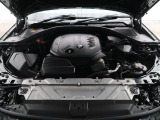 安心のBMW認定中古車は100項目の箇所を徹底的にチェック致します。機械的な箇所や電気系、コンピューターなどをご納車前に点検し、交換基準に達した部品は全て新品に修理返品した後にご納車致します。