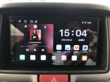スマートフォンを連携接続すれば、アプリのMAPをナビとして使用したり、音楽アプリを使えば自分だけのプレイリストを流して、楽しいドライブへ出かけることができます♪