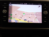 Volkswagen純正インフォティメントシステムDiscover Media 通信モジュール内蔵、常時オンライン化を実現