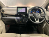 運転席からの視界が左右に広く隅々まではっきりと見えます!クルマの前端も把握しやすく安心です★