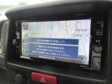 日産純正カーナビゲーション・地図も見やすく、初めての道もこれがあれば安心ですね。