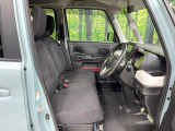 運転席シート廻りは使用感も少なく、良好な状態となっています。丁寧に使われていたことがよくわかりますね。
