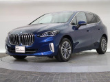 一目で伝わるBMW特有のスポーティーなプロポーションは、BMWの走行性能を生み出すのに欠かせない要因の一つです。細部まで拘りぬいたお車をぜひ一度ご覧ください!