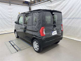 走りにこだわりながら収納力も持ち合わせたお車です。