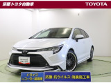 ワイドな低重心で逞しいシルエット。スポーティで洗練された【カローラ】。モデリスタフロントスポイラーとサイドスカートを装着しています。細い路地に入る時やUターン時には軽快に取り回せる気持ちの良い車です。